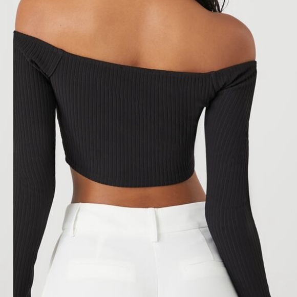 Knit crop top - Picture 2 of 5